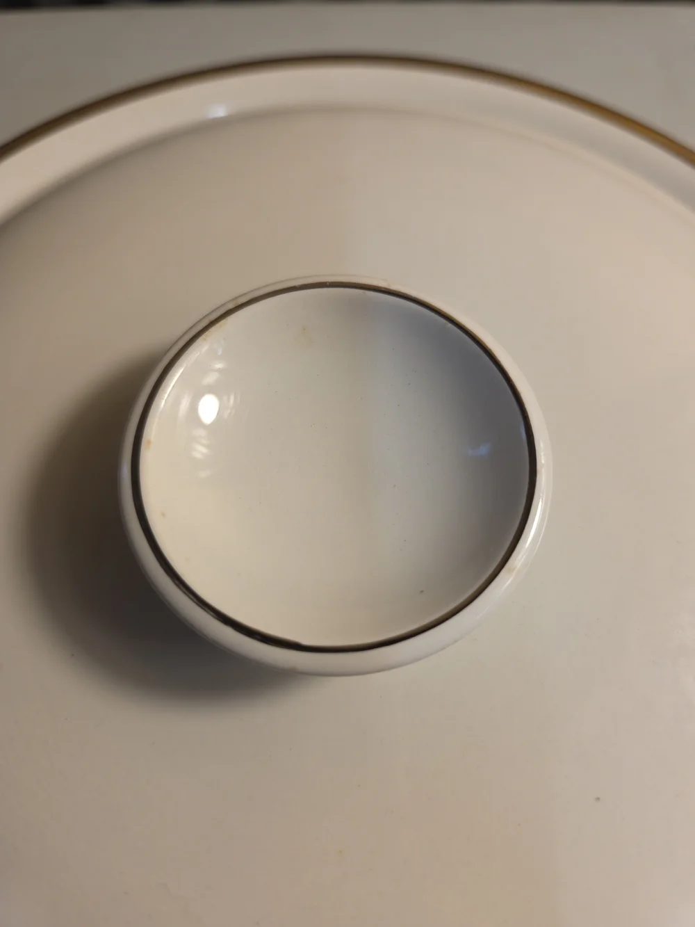 Covered Ceramic Casserole Dish - Cream